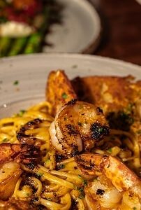 grilled-shrimp-pasta-dish-cisco-restaurant-corona
